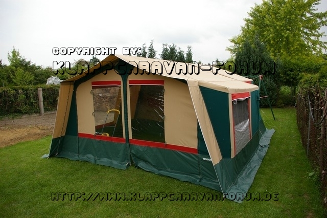Unser Chantilly 2003 beim Erstaufbau im Garten