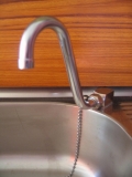 Wasserhahn in der Esterel-Küche