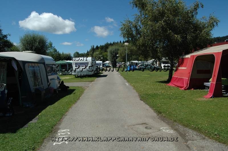 Camping Municipal St.-Point-Lac - Blick auf den Platz
