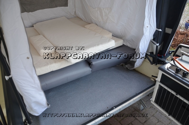 Camp-let - Einbau des erhöhten Lattenrostes